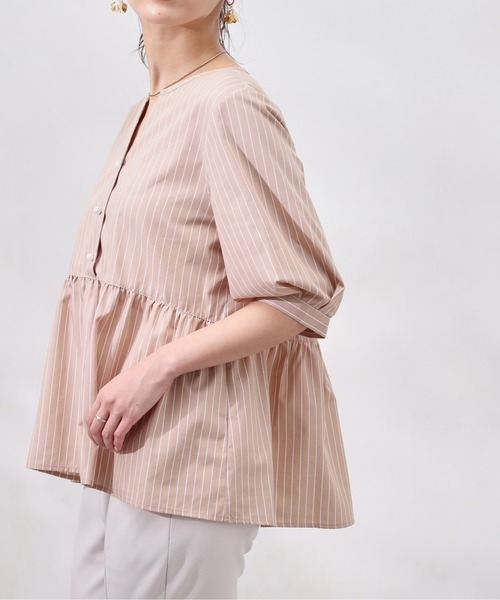 Chez toi（シェトワ）の「パールボタンギャザー切替ブラウス（シャツ/ブラウス・レディース・ベージュ/ブラック/サックスブルー/オフホワイト・FREE）」の16枚目の写真