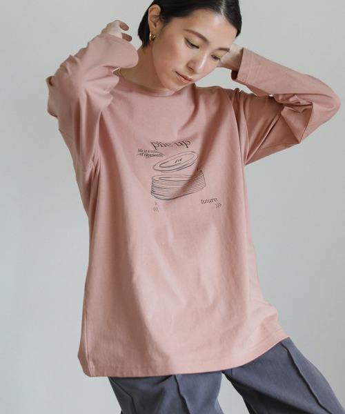 select MOCA(セレクトモカ)の「Pile up ロゴプリントロンT(Tシャツ/カットソー・レディース・オフホワイト/スミクロ/スモークピンク/ライトカーキ・FREE)」の4枚目の写真