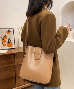 Plageプラ−ジュ　DECKE デッケ バケツ型　ショルダーバッグ Plageプラ−ジュ DECKE デッケ バケツ型 ショルダーバッグ
