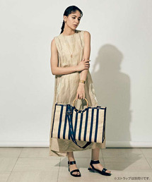 SM　BAMBOO BOOK TOTE　ラフィアストライプレモン　レスポ LeSportsac（レスポートサック）の「SM BAMBOO BOOK TOTE