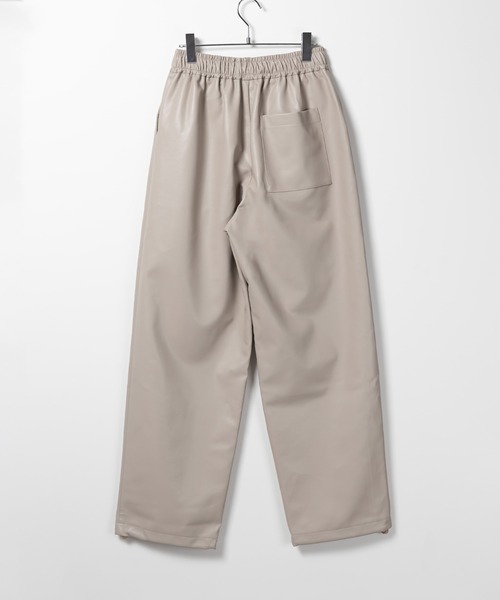 me+em select（ミームセレクト）の「※※【 ４size／２color 】ドロストフェイクレザーボリュームワイドパンツ（その他パンツ・レディース・アイボリー/ブラック・X-LARGE/LARGE/MEDIUM/SMALL）」の20枚目の写真