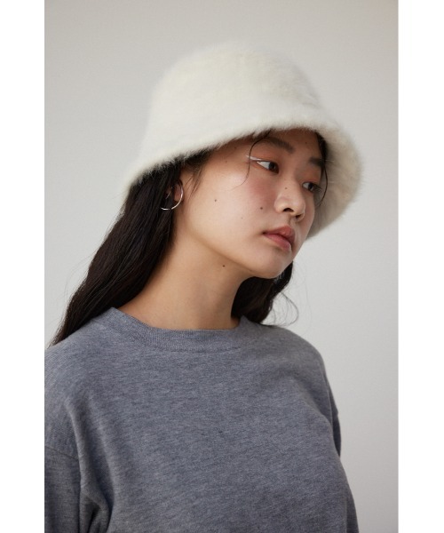 AZUL by moussy（アズールバイマウジー）の「シャギーバケットハット（ハット・レディース・ブラック/アイボリー・FREE）」の9枚目の写真