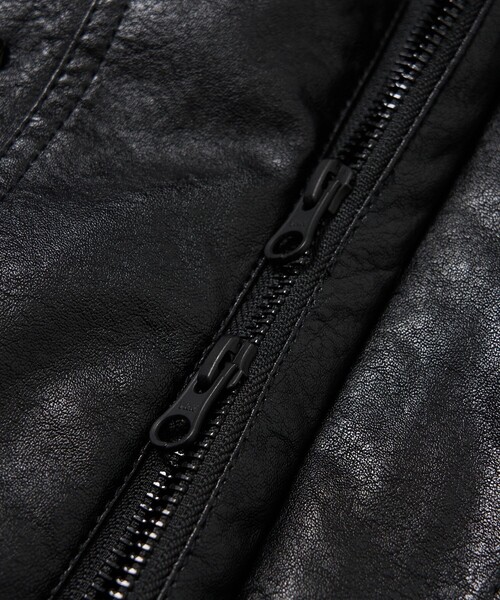 FREAK'S STORE(フリークスストア)の「FREAK’S STORE/フリークスストア フェイクレザーボアベスト/合皮(ベスト・メンズ・ブラック・MEDIUM/LARGE)」の8枚目の写真