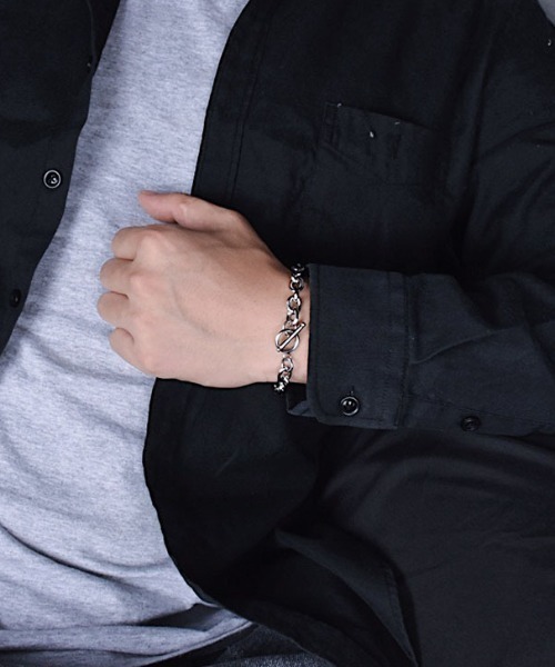 B.R.U（ブル）の「シルバーチェーンブレスレット（ブレスレット・メンズ・シルバー・FREE）」の3枚目の写真