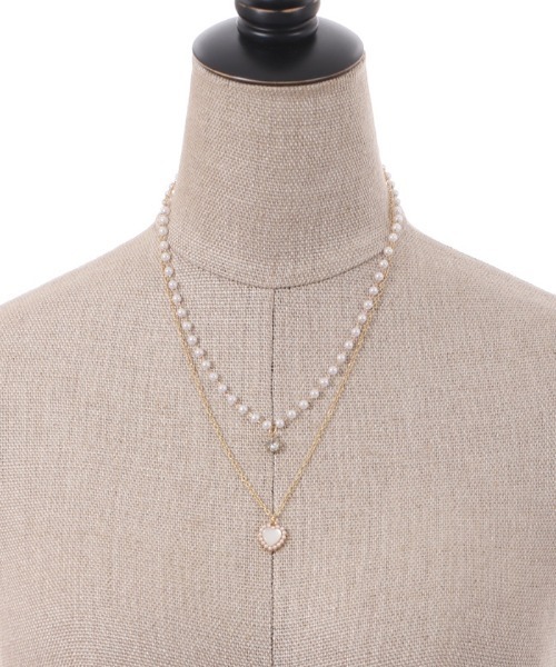 axes femme POETIQUE（アクシーズファムポエティック）の「ハートチャーム２連ネックレス（ネックレス・レディース・ゴールド・FREE）」の8枚目の写真