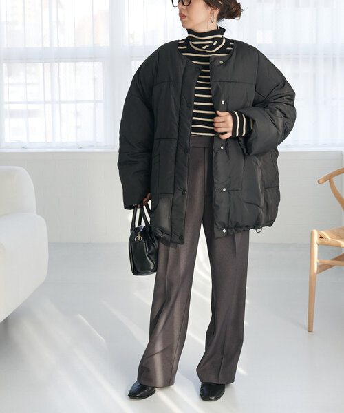 DISCOAT（ディスコート）の「【WEB限定】マフラー付ノーカラーフェイクダウン（ダウンジャケット/コート・レディース・アイボリー/ブラック/ライトベージュ・FREE）」の9枚目の写真