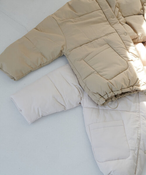 DISCOAT（ディスコート）の「【WEB限定】マフラー付ノーカラーフェイクダウン（ダウンジャケット/コート・レディース・アイボリー/ブラック/ライトベージュ・FREE）」の20枚目の写真