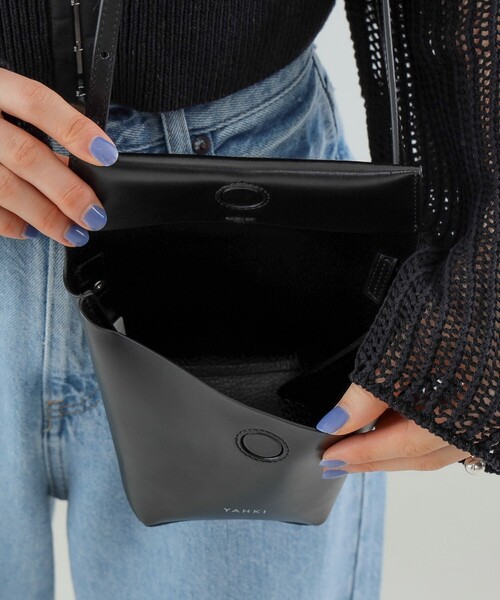 Ray BEAMS（レイビームス）の「YAHKI / YH-610 クロスボディバッグ（ショルダーバッグ・レディース・ブラック/ミント・ONE SIZE）」の9枚目の写真