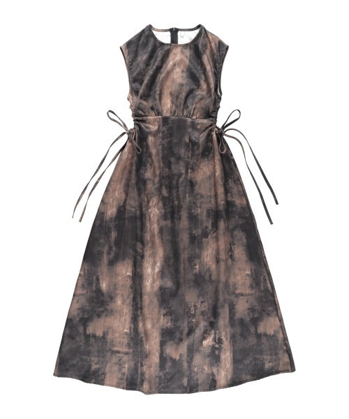 Uenui（ウニュイ）の「サイドホール ワンピース 肌見せ ヘルシー マーブル スリーブレス ロングワンピース（ワンピース・レディース・ブラウン・FREE）」の5枚目の写真