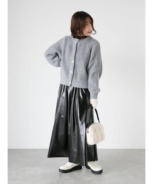 Te chichi TERRASSE(テチチテラス)の「片畦ラメメタルボタンカーディガン(カーディガン/ボレロ・レディース・オレンジ/オフホワイト/グレー・F)」の13枚目の写真