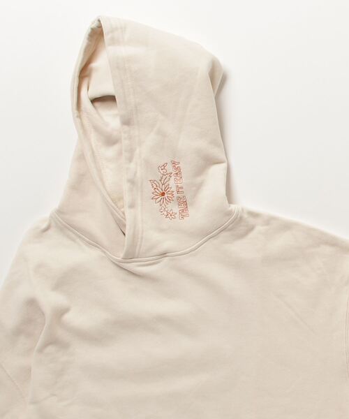 BILLABONG（ビラボン）の「BILLABONG レディース TAKE IT EASY SWEAT PARKA パーカー 【2024年春夏モデル】/ビラボンバッググラフィックプリントロングプルオーバーフーディ（パーカー・レディース・ネイビー/イエロー/アイボリー・MEDIUM/LARGE）」の5枚目の写真