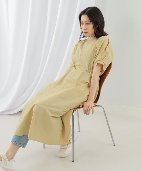 Ray BEAMS（レイビームス）の「Ray BEAMS / ショルダー スリット ワンピース（ワンピース・レディース・ブラック/クリーム/ライトブルー・0/1）」の13枚目の写真