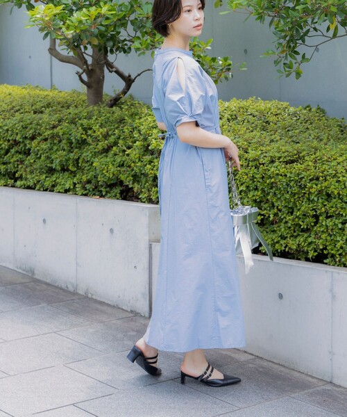 Ray BEAMS（レイビームス）の「Ray BEAMS / ショルダー スリット ワンピース（ワンピース・レディース・ブラック/クリーム/ライトブルー・0/1）」の18枚目の写真