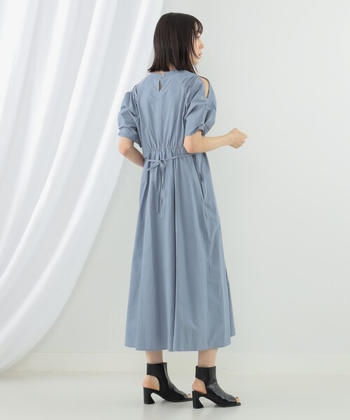 Ray BEAMS（レイビームス）の「Ray BEAMS / ショルダー スリット ワンピース（ワンピース・レディース・ブラック/クリーム/ライトブルー・0/1）」の22枚目の写真