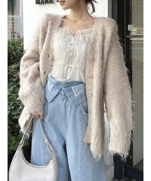 dazzlin(ダズリン)の「ボリュームシャギーミドルカーディガン(カーディガン/ボレロ・レディース・グレー/ネイビー/ブラウン/オフホワイト・FREE)」の21枚目の写真