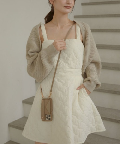 ACYM(アシーム)の「Quilting fit flare ワンピース(ワンピース・レディース・ブラック/アイボリー・FREE)」の10枚目の写真