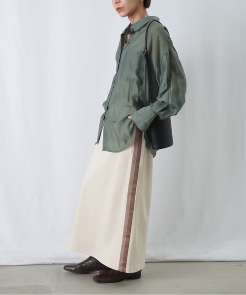 LUCA/LADY LUCK LUCA（ルカ/レディラックルカ）の「LC/LLL サイドラインタイトスカート / カットIラインスカート 【セットアップ着用可】（スカート・レディース・グレー/アイボリー/ブラック・FREE）」の9枚目の写真