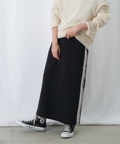 LUCA/LADY LUCK LUCA（ルカ/レディラックルカ）の「LC/LLL サイドラインタイトスカート / カットIラインスカート 【セットアップ着用可】（スカート・レディース・グレー/アイボリー/ブラック・FREE）」の13枚目の写真