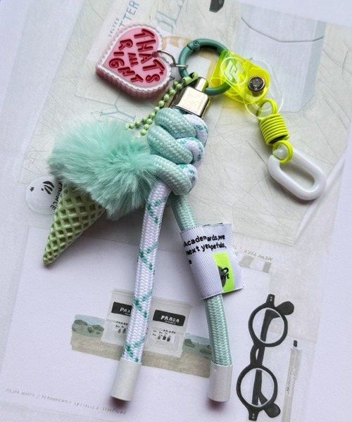 Y2K SYNAPSE FACTORY（ワイツーケー シナプスファクトリー）の「Paracord Keychain７（スマホグッズ・レディース・ライラック系1/ライラック系2/ピンク系1/ピンク系2/ライトグリーン系1/ライトグリーン系2・FREE）」の2枚目の写真