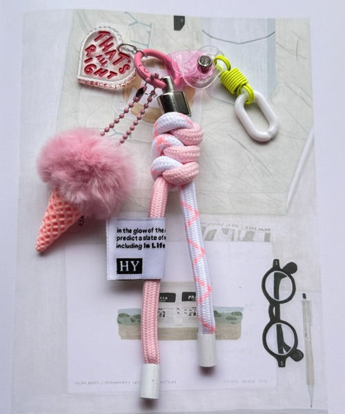 Y2K SYNAPSE FACTORY（ワイツーケー シナプスファクトリー）の「Paracord Keychain７（スマホグッズ・レディース・ライラック系1/ライラック系2/ピンク系1/ピンク系2/ライトグリーン系1/ライトグリーン系2・FREE）」の6枚目の写真