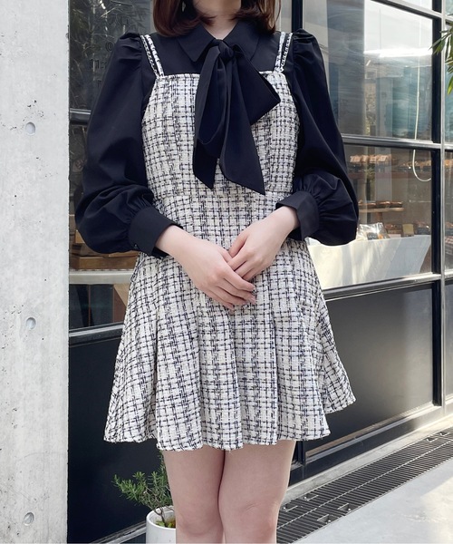 美品✨️バーバリー ボウタイ ブラウス パフスリーブ チェック柄 ブラックＭ 美品✨️バーバリー ボウタイ ブラウス パフスリーブ チェック柄