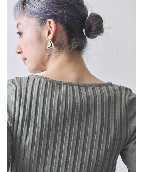 TEVALT（ヴァレット）の「ウェーブシアースリーブニット（ニット/セーター・レディース・ブラック/ライトベージュ/バーガンディー/ライトグレー/カーキ・38）」の14枚目の写真