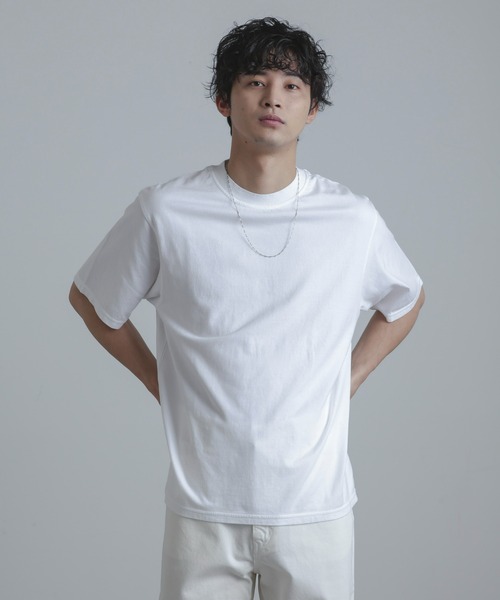 Yonetomi(ヨネトミ)の「YONETOMI/別注 Yonetomi NEW BASIC T-SHIRT(Tシャツ/カットソー・メンズ・ブラック/ブルーグリーン/ホワイト/チャコール/イエロー/パープル/オレンジ・2/3)」の2枚目の写真