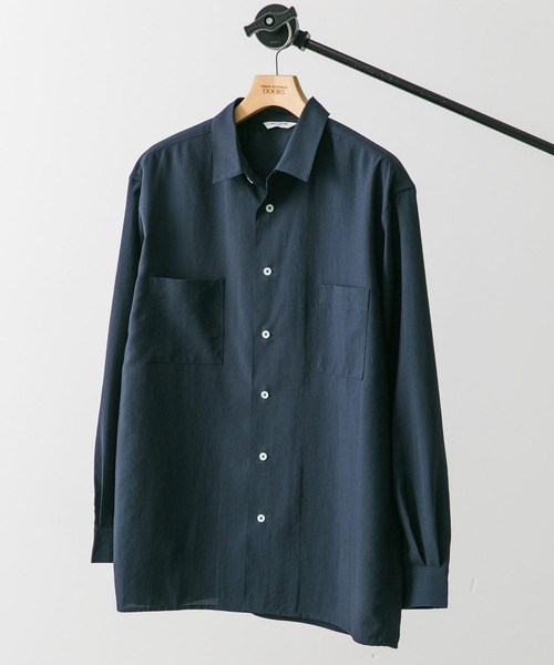 URBAN RESEARCH DOORS（アーバンリサーチドアーズ）の「『吸水速乾』セオアルファダブルポケットロングスリーブシャツ（シャツ/ブラウス・メンズ・オフホワイト/ネイビー/オリーブ・MEDIUM/LARGE）」の3枚目の写真