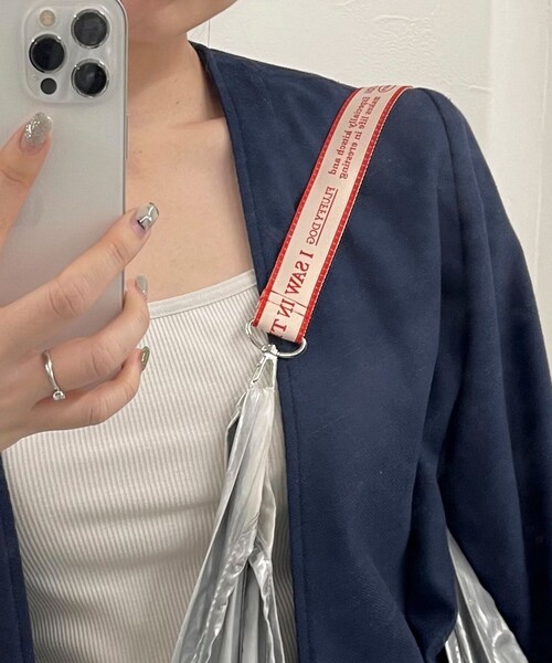 fredy emue（フレディエミュ）の「【JoliJoli/ジョリジョリ】プリントシートスマホストラップS（スマホグッズ・レディース・レッド系その他/ブラック系その他3・FREE）」の9枚目の写真