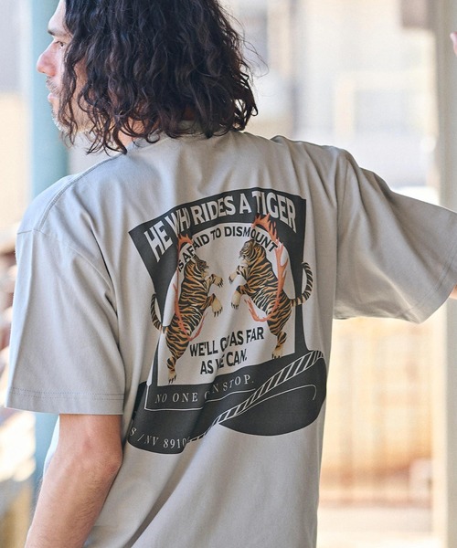 CAMBIO(カンビオ)の「mt8939- スタンダードシルエットプリントTシャツ(Tiger)(Tシャツ/カットソー・メンズ・グレー/ホワイト/スミクロ・S/M/L/XL)」の3枚目の写真