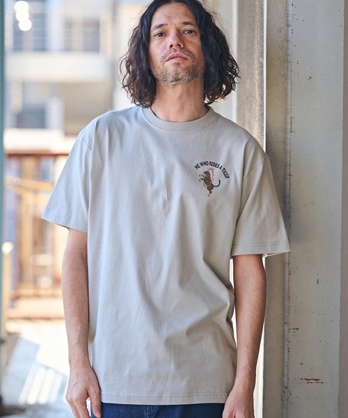 CAMBIO(カンビオ)の「mt8939- スタンダードシルエットプリントTシャツ(Tiger)(Tシャツ/カットソー・メンズ・グレー/ホワイト/スミクロ・S/M/L/XL)」の7枚目の写真