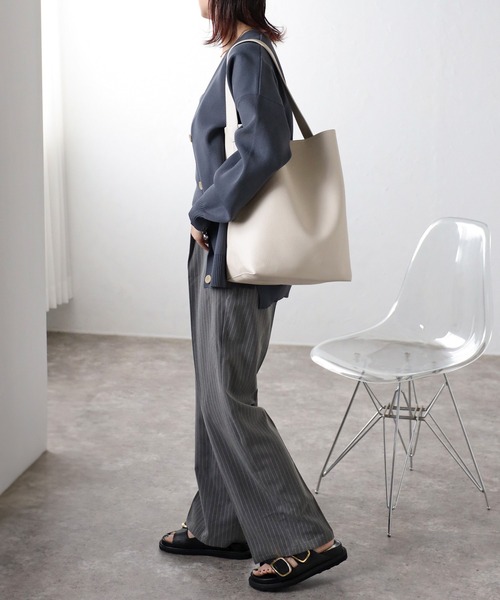 GUSCIO（グッシオ）の「【グッシオベーシック】ワンショルダートートバッグ（トートバッグ・レディース・アイボリー/ブラック/グレー/ベージュ/ブラック系その他/ダークブラウン・FREE）」の19枚目の写真