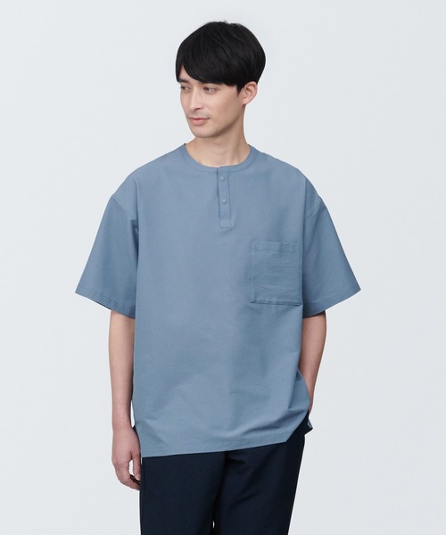 無印良品（ムジルシリョウヒン）の「紳士 風を通すストレッチサッカー