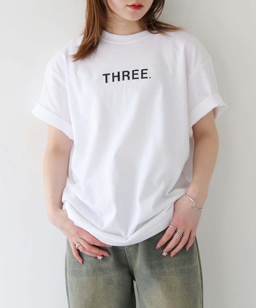 HER CLOSET(ハークローゼット)の「【HER CLOSET】WEB限定THREEロゴTシャツ WEB LIMITED THREE LOGO T-SHIRT(Tシャツ/カットソー・レディース・ブラック系その他/ホワイト系その他/ホワイト/ブラック・S/L/M)」の16枚目の写真