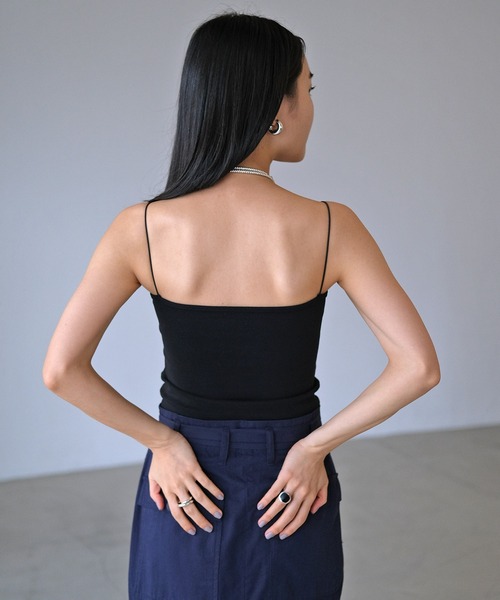 AKTE（アクテ）の「カップインナローストラップキャミソール（キャミソール・レディース・ホワイト/ブラック・FREE）」の16枚目の写真