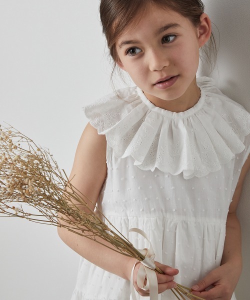 riziere（リジェール）の「コットンフラワースカラップレース付け襟（付け襟・キッズ・ホワイト・FREE）」の2枚目の写真