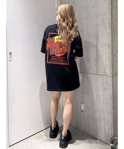 GYDA（ジェイダ）の「sol poniendose en el mar BIG Tシャツ（Tシャツ/カットソー・レディース・オフホワイト/ベージュ/ブラック・FREE）」の9枚目の写真