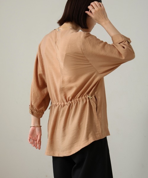 Bou Jeloud(ブージュルード)の「バックドロストブルゾン(ブルゾン・レディース・カーキ/ベージュ・38)」の7枚目の写真