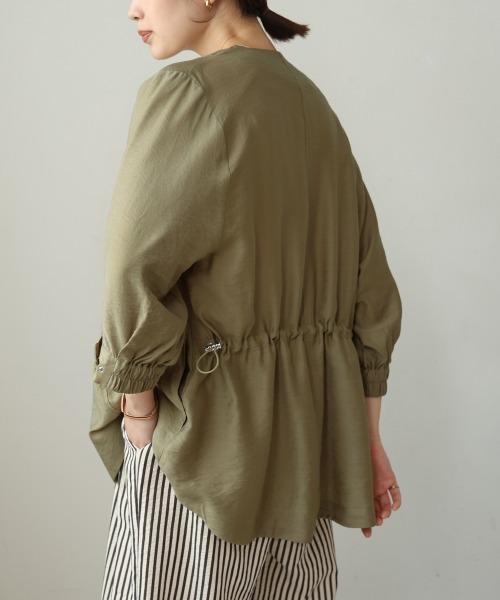 Bou Jeloud(ブージュルード)の「バックドロストブルゾン(ブルゾン・レディース・カーキ/ベージュ・38)」の22枚目の写真