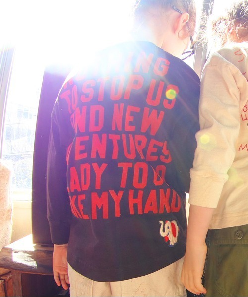 DENIM DUNGAREE(デニムダンガリー)の「STAY Tee(Tシャツ/カットソー・キッズ・ブラック/ホワイト・120/110)」の2枚目の写真