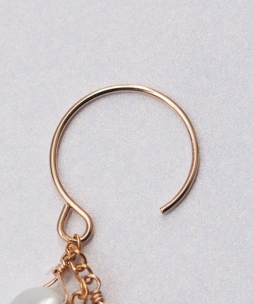 K14GF バロックパール 3粒 まるフックピアス（ピアス（両耳用））｜NOIR DE POUPEE（ノワールドプーペ）