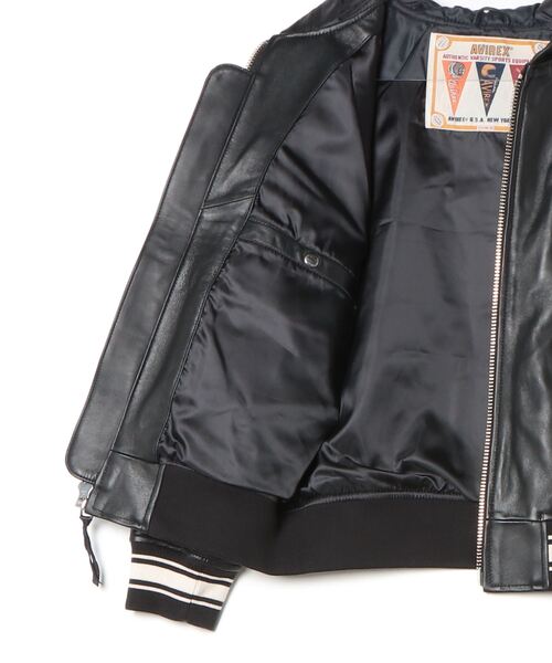 AVIREX(アヴィレックス)の「SIGNATURE HOODED LEATHER/ シグネチャーフードレザージャケット(ブルゾン・レディース・ライトベージュ/ブラック/イエロー・S/M/L)」の4枚目の写真