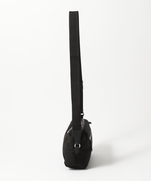 Maison Margiela(メゾンマルジェラ)の「Maison Margiela(メゾン マルジェラ) Glam Slam Camera Bag SB2WG0010/P1511(ショルダーバッグ・メンズ・ブラック・FREE)」の9枚目の写真