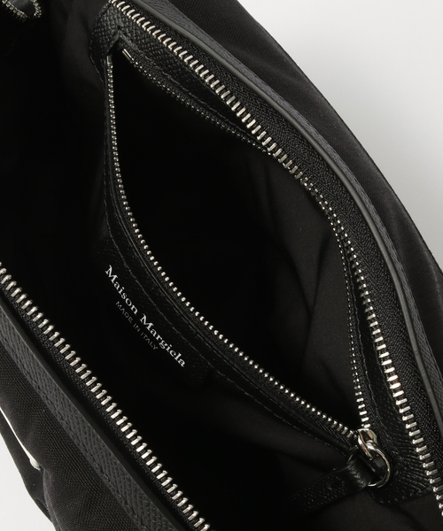 Maison Margiela(メゾンマルジェラ)の「Maison Margiela(メゾン マルジェラ) Glam Slam Camera Bag SB2WG0010/P1511(ショルダーバッグ・メンズ・ブラック・FREE)」の3枚目の写真