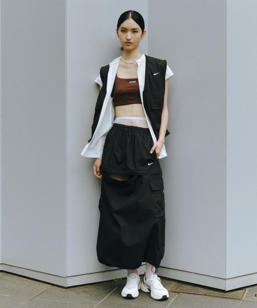 NIKE(ナイキ)の「【NIKE】LSE CRGO ベスト(ベスト・レディース・ブラック・SMALL/MEDIUM)」の4枚目の写真