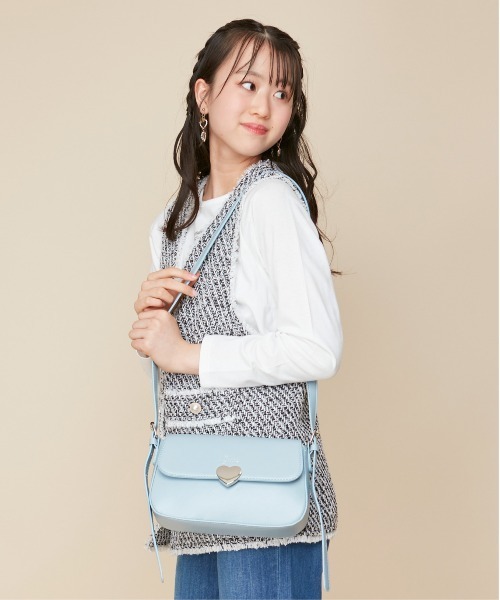 JENNI（ジェニィ）の「ハート金具ショルダー（ショルダーバッグ・キッズ・オフホワイト/サックスブルー/ブラック・F）」の3枚目の写真
