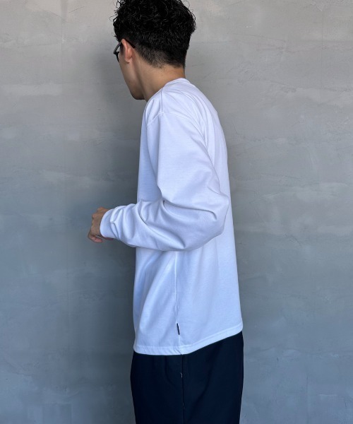 THOUSAND MILE（サウザンドマイル）の「[THOUSAND MILE/サウザンドマイル] ワンポイントロゴ刺繍 ロングスリーブTシャツ（Tシャツ/カットソー・レディース・ブラック/グレイッシュベージュ/ブルー/ホワイト・S/M/L）」の15枚目の写真