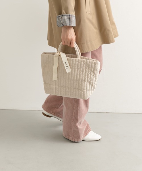 beej(ビージ)の「『別注』beej×DOORS キルティングトート(トートバッグ・レディース・イエロー/アイボリー・ONE)」の7枚目の写真