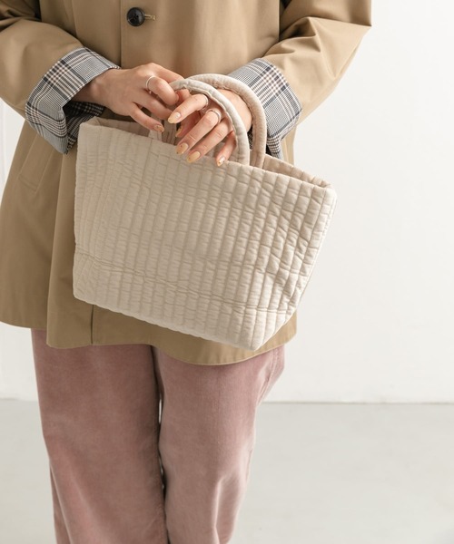 beej(ビージ)の「『別注』beej×DOORS キルティングトート(トートバッグ・レディース・イエロー/アイボリー・ONE)」の9枚目の写真