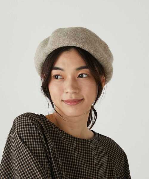 MELROSE claire(メルローズ クレール)の「【もっちりニットベレー帽】(ハンチング/ベレー帽・レディース・グレイッシュベージュ/ブラック・FREE)」の2枚目の写真